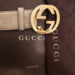 Men’s Gucci size 38 inches